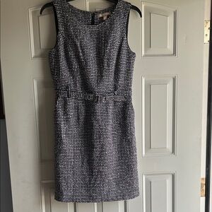 Banana Republic Elegant Blue and White Sleeveless Tweed Dress - Size 4P